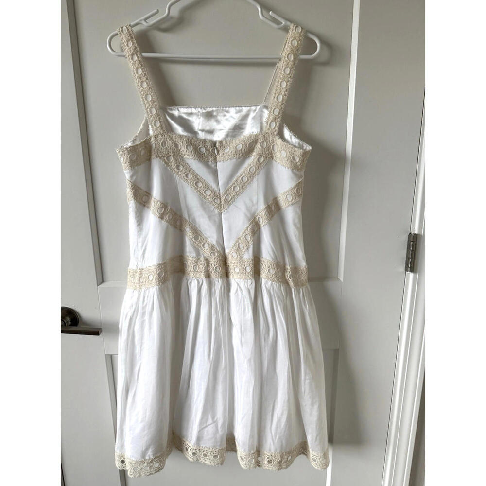 Ann Taylor White Fit‎ & Flare Lace Dress | Eyelet Trim | Size 8 | Summer Bridal - Picture 2 of 10